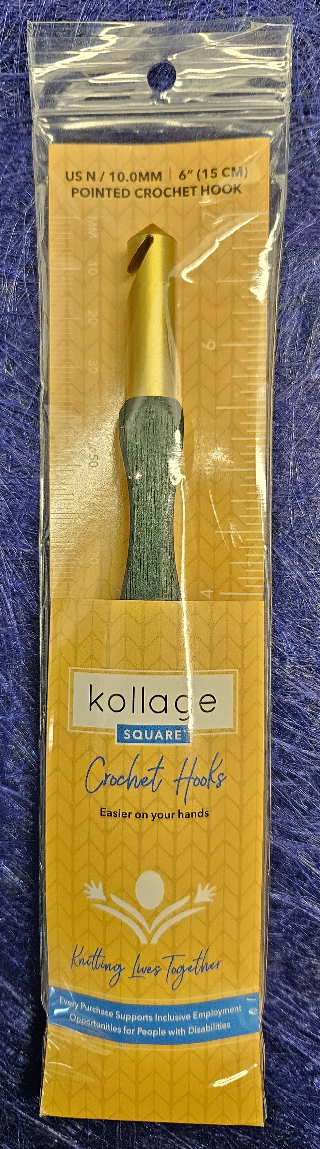 Crochet Hook - Emerald Green handle