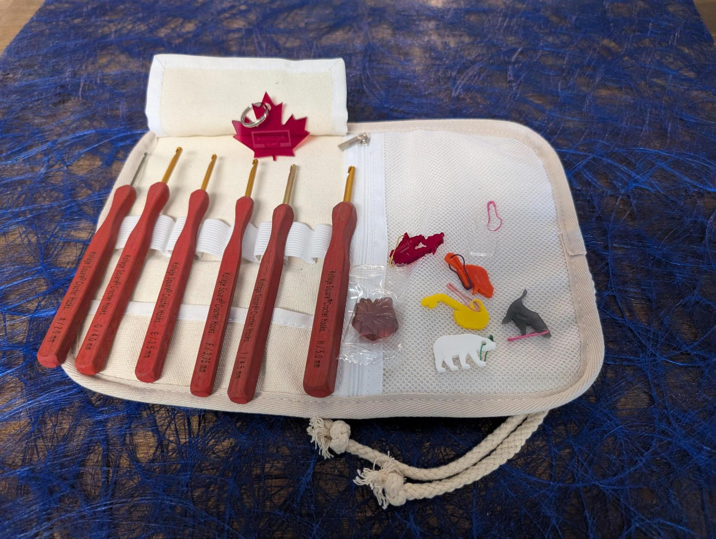 Crochet Hook - 6 Piece Set - Pointed - Maple Kit